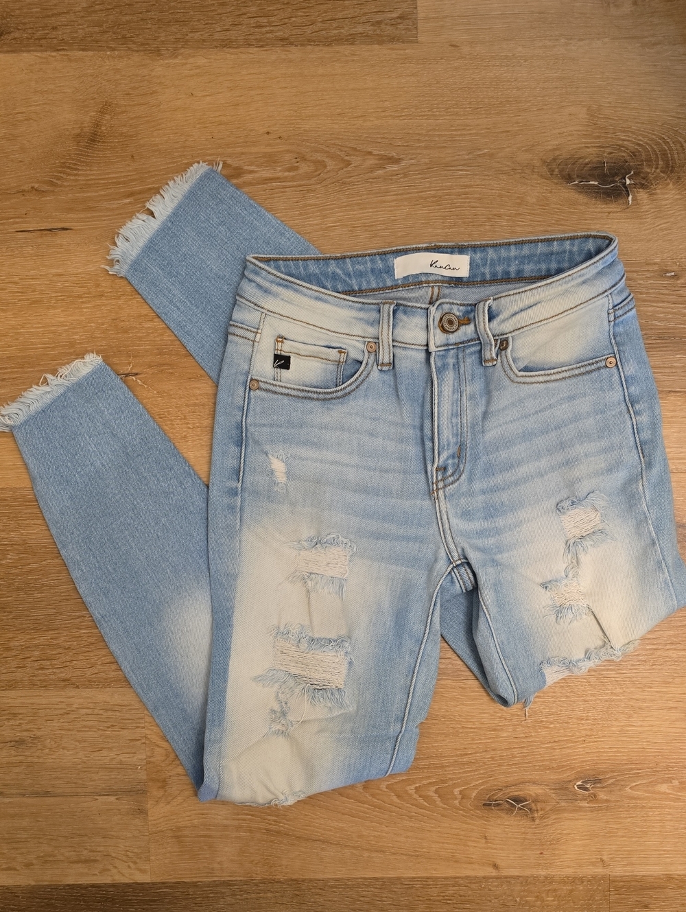KanCan Light Wash Distressed Mid-Rise Skinny Jeans